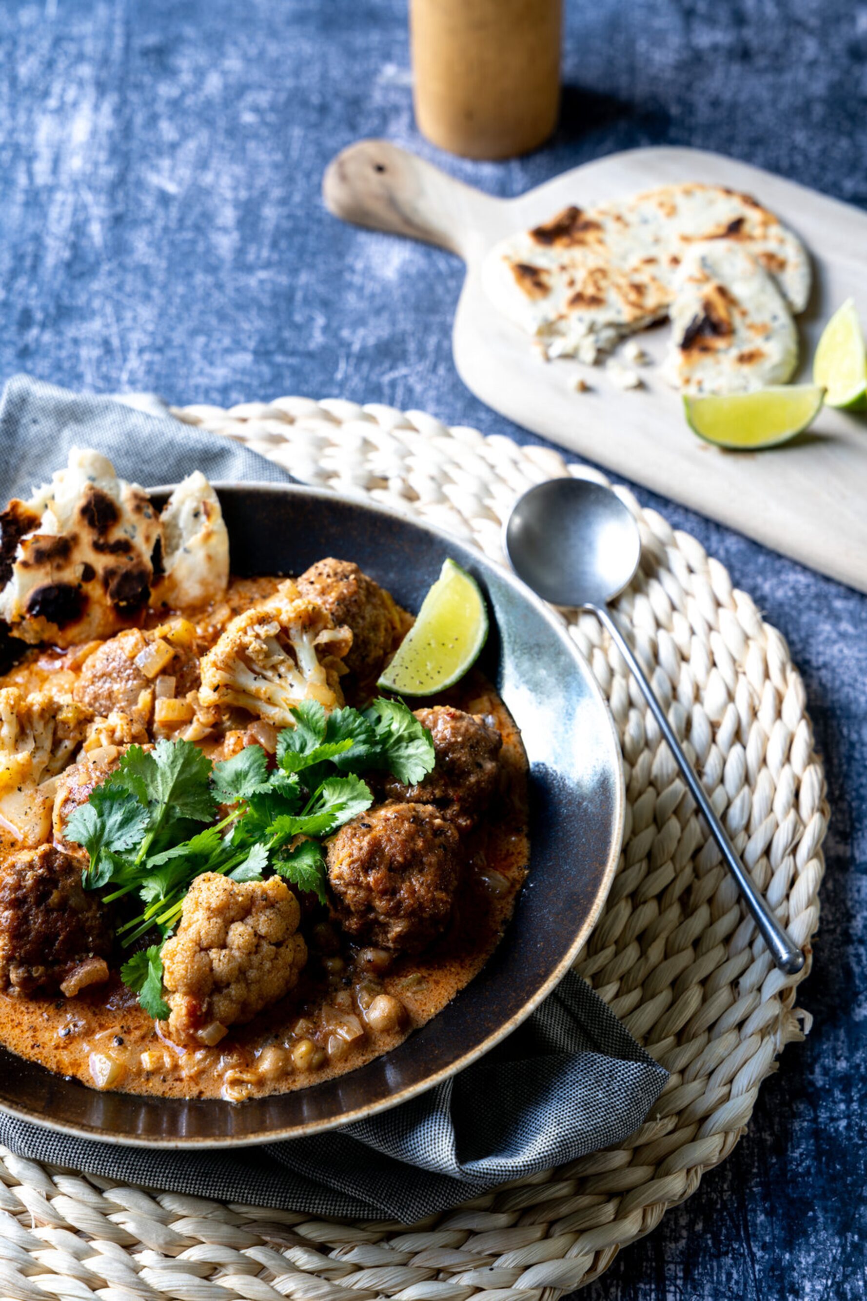Bloemkoolcurry met lamsgehaktballetjes